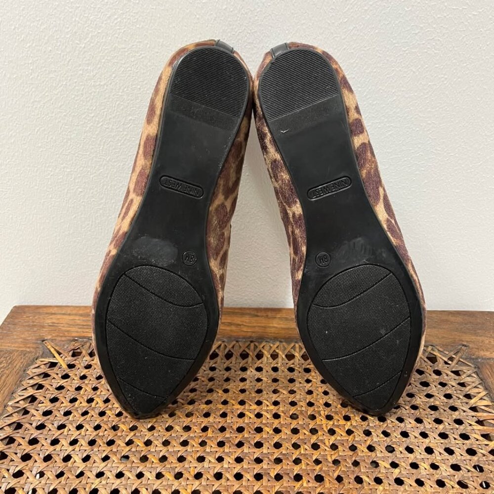 Size 8 Bold Neutral Quiet Luxury Leopard Faux Fur Nine West Pointed Toe Loafers - Picture 6 of 6
